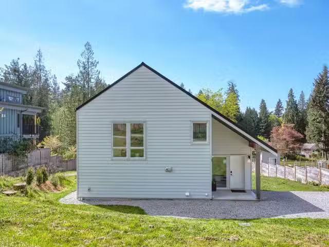 House for sale in Roberts Creek, Sunshine Coast, 3477 Spruce R.