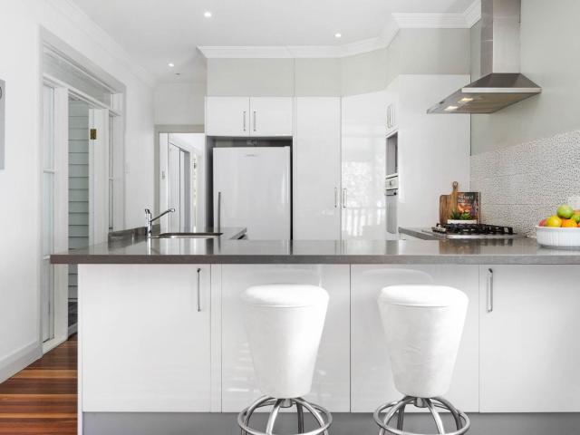 House for Rent 53 Seabreeze Road Manly West, QLD 4179