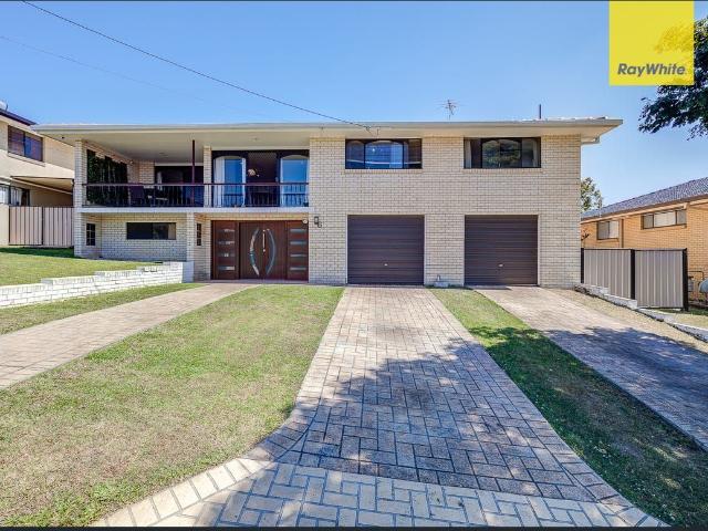 House for Rent 6 Trident Street Mansfield, QLD 4122