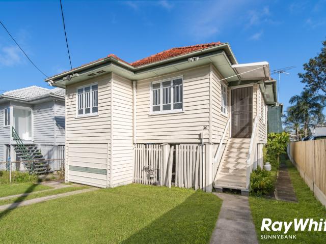 House for Rent 30 Latham Street Chermside, QLD 4032