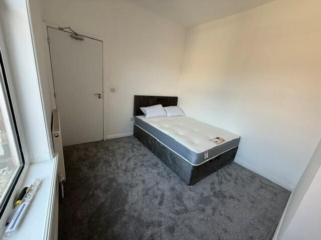 House for rent Walthall Street, CW2