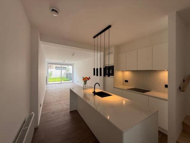 House for rent with 3 bedrooms and garden in Zottegem
