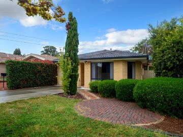 house for rent at 4 Pearcey Place, Dunlop ACT 2615, Australia