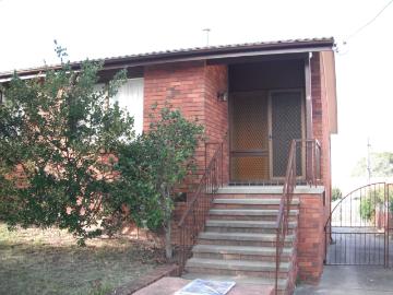 house for rent at 4 Preiss Pl, Kambah ACT 2902, Australia