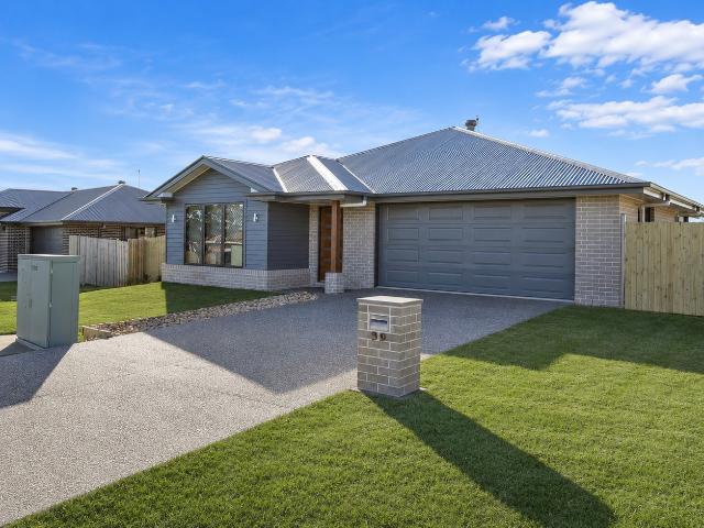 house for rent at 59 Wattle Street, POINT VERNON QLD 4655