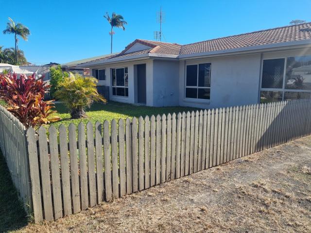 house for rent at 7 Howlett Street, URANGAN QLD 4655