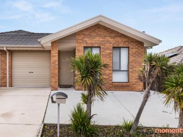 house for rent at 8 Pajong Street, Ngunnawal ACT 2913, Australia