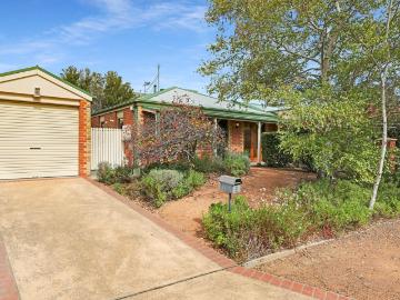 house for rent at 9 Mulleun Close, Ngunnawal ACT 2913, Australia