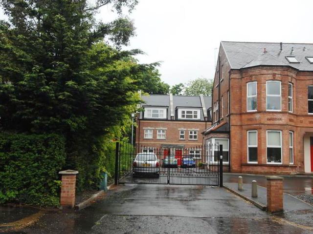 house for rent at 12b Annadale Avenue, Belfast BT7 3JH