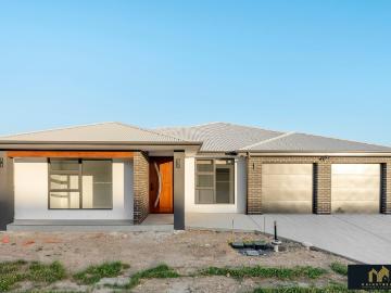 house for rent at 1/54 Pattie Menzies Way, Jacka ACT 2914, Australia
