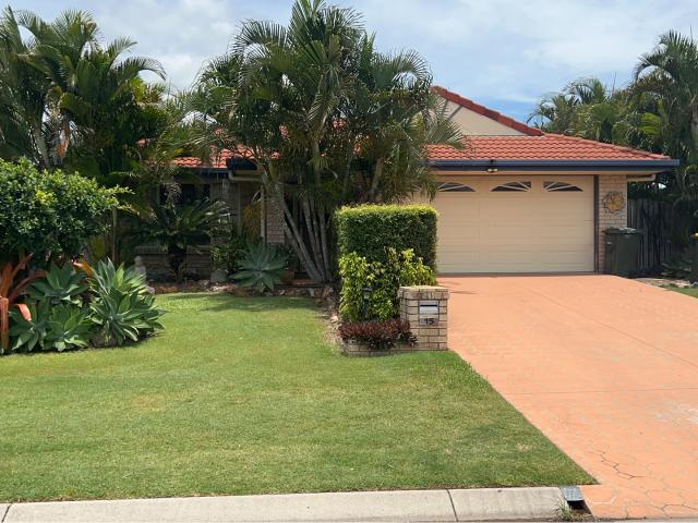 house for rent at 15 Moonstone Drive, URANGAN QLD 4655