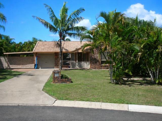 house for rent at 21 Debra Court, URANGAN QLD 4655