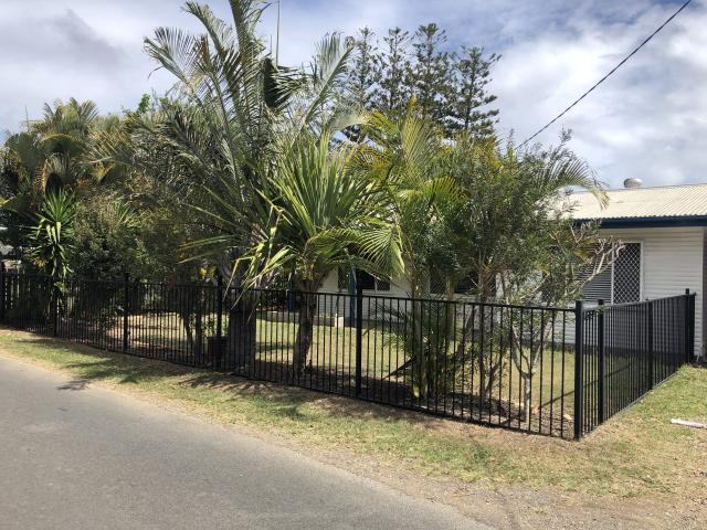 house for rent at 27 Leslie Lane, SCARNESS QLD 4655