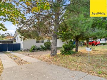 house for rent at 34 Findlay Street, Higgins ACT 2615, Australia