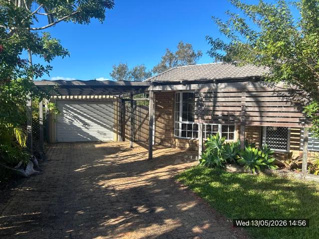 house for rent at 3 Seaspray Court, URANGAN QLD 4655