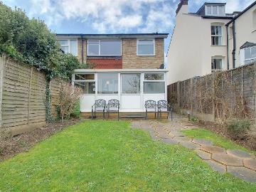 house for rent at Watford Road, Kings Langley