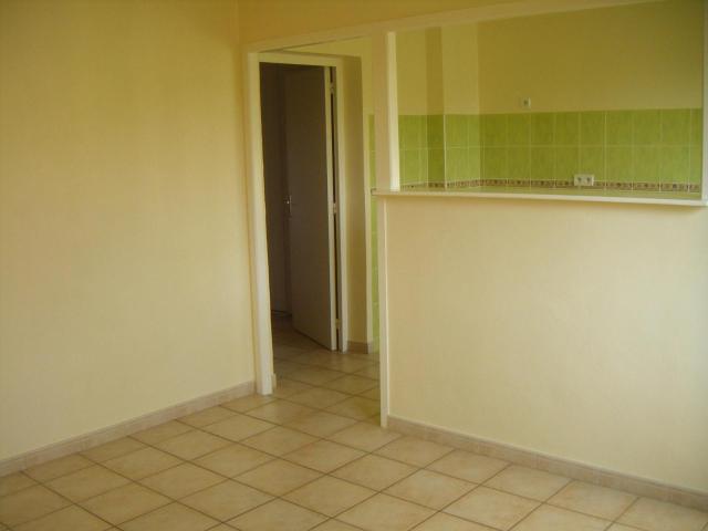 house for rent at COURS ET BUIS