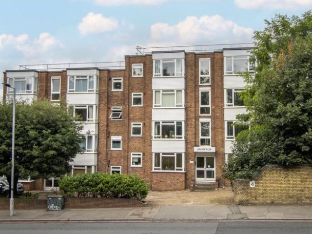 house for rent at Duppas Hill Road, Croydon