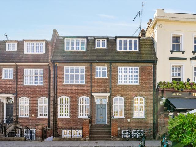house for rent at house Britten Street, London SW3