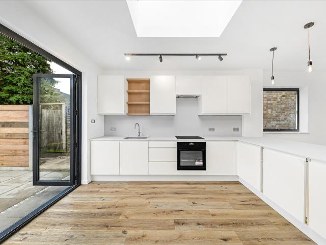 house for rent at house Cloister Road, London, NW2