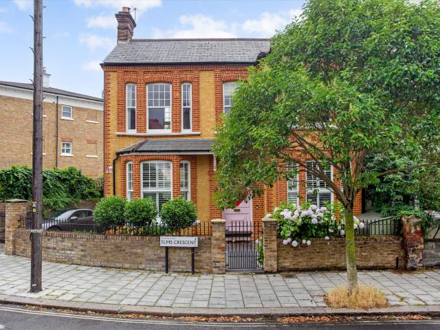 house for rent at house Elms Crescent, London, SW4