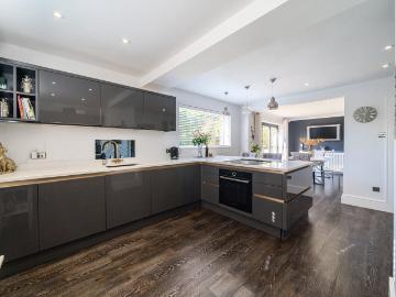 Aston Cross Tewkesbury, GL20, Hereford and Worcester, Herefordshire county, Midlands