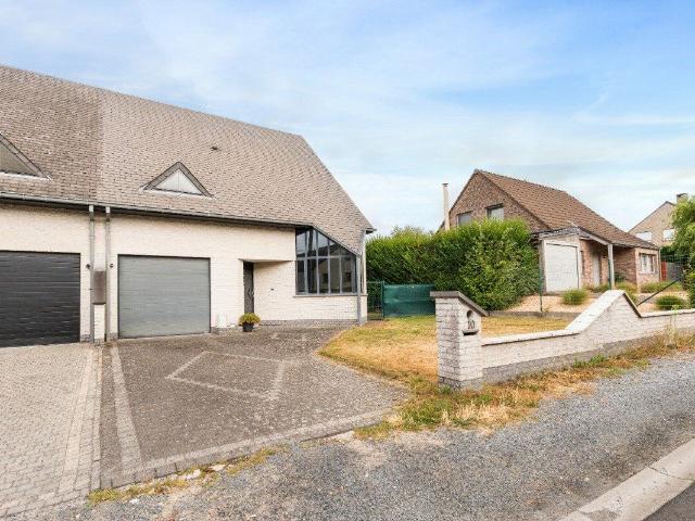 House for rent at Roosdaal