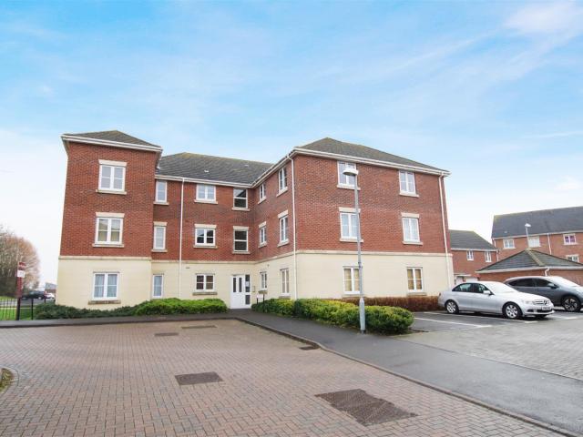 house for rent at Swan Close, Swindon United Kingdom