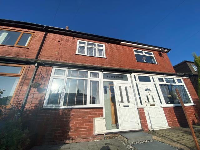 House for rent Broadstone Hall Road South SK5