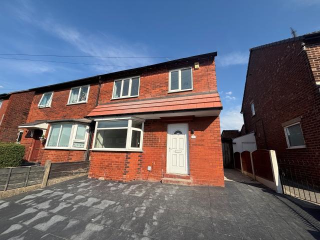 House for rent Churchill Crescent, SK5