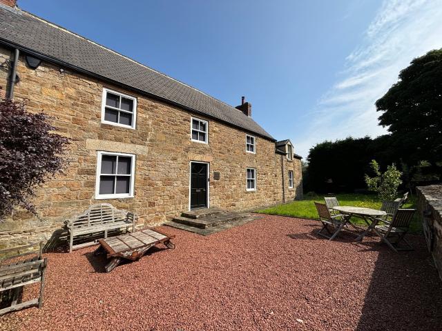 House for rent Dacre House, Killingworth Village