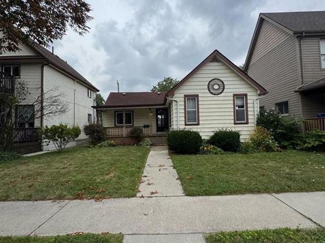 house for rent in 425 Chilver Road Windsor, Ontario