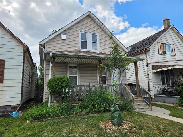house for rent in 456 Elliot Windsor, Ontario