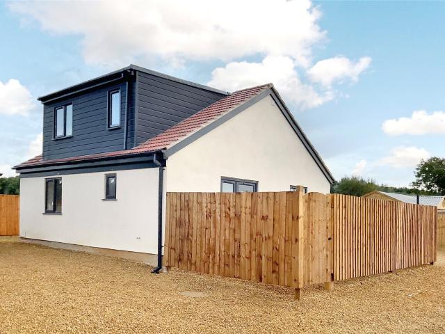 house for rent in 4 Henrietta Court, Radclive Road, Gawcott, Buckinghamshire, MK18 4JB