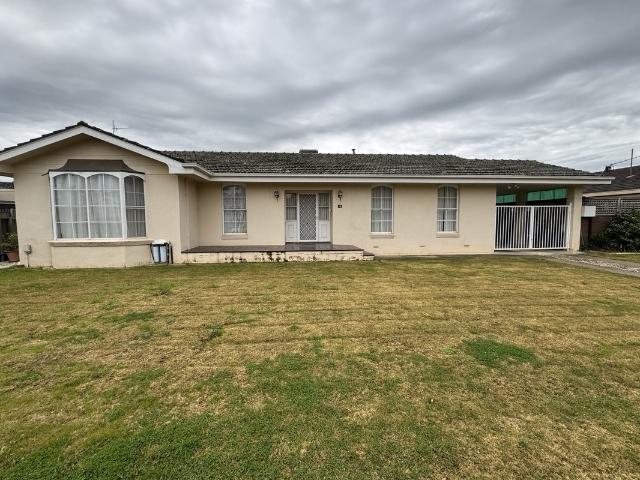 house for rent in 4 Varcoe Street, Shepparton