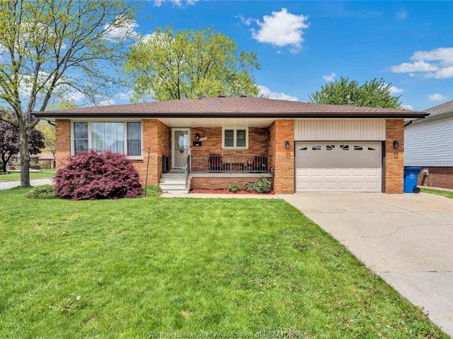 house for rent in 5120 Iris Place Unit# Lower Windsor, Ontario
