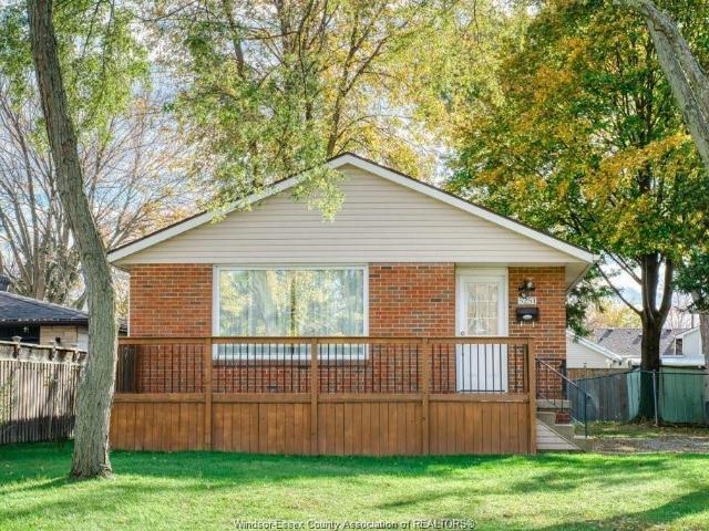 house for rent in 5251 Grand Boulevard Unit# Upper Windsor, Ontario
