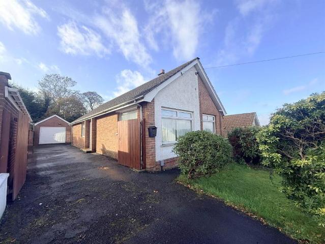 house for rent in 60 Beechill Road, Belfast, BT8 7QR