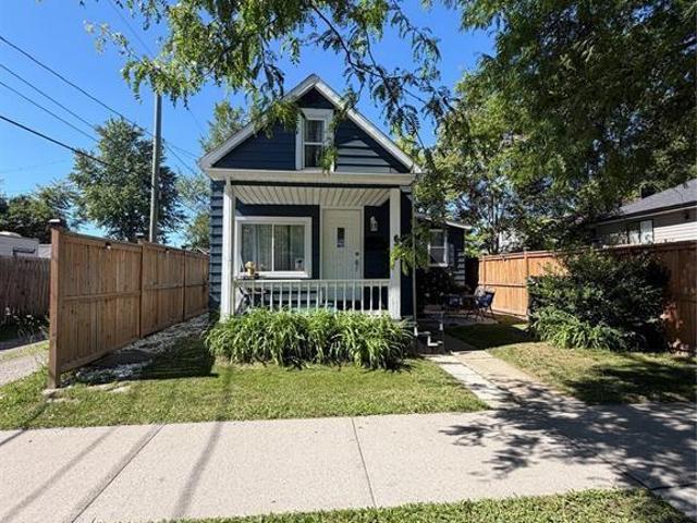 house for rent in 639 Watkins Windsor, Ontario