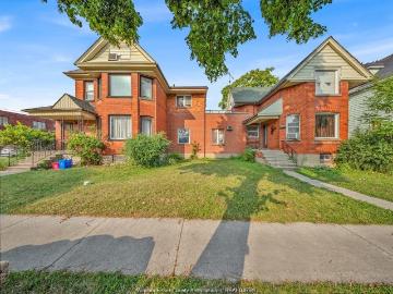 house for rent in 669 Marentette Unit# Upper Windsor, Ontario