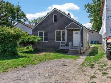 house for rent in 693 South Pacific Windsor, Ontario