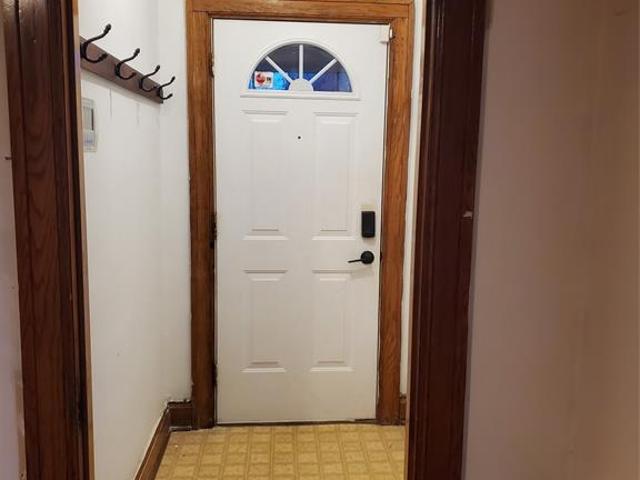 house for rent in 725 Church Street Unit# Main Windsor, Ontario