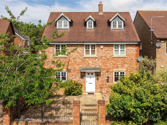 house for rent in 75, Garwood Crescent, Grange Farm, Buckinghamshire, MK8 0PR