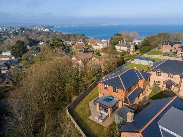 house for rent in 7 Woodlands, Luccombe, Shanklin, Isle of Wight, PO37 6FJ