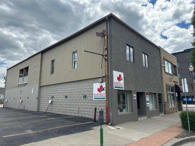 house for rent in 809 Erie Street Unit# 3 Windsor, Ontario