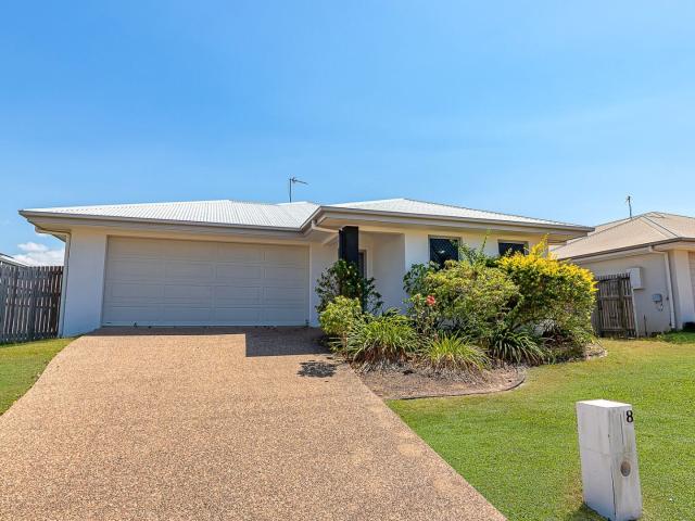 house for rent in 8 Yass Cct, Kelso