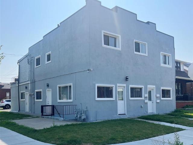 house for rent in 902 Elsmere Avenue Windsor, Ontario