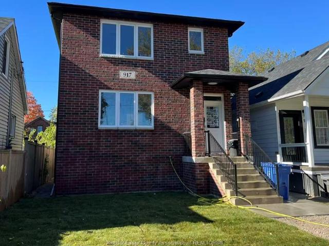 house for rent in 917 Mckay Avenue Unit# Front room 1 5 Windsor, Ontario