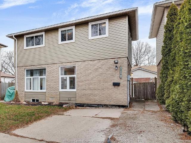 house for rent in 9260 Arncliffe Court Windsor, Ontario