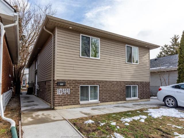 house for rent in 1044 Lena Avenue Unit# Lower Windsor, Ontario